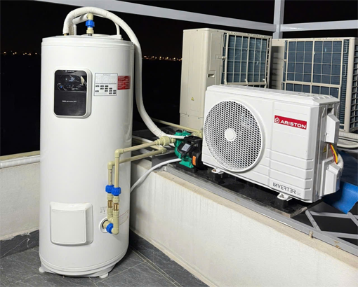 Heat pump Ariston 270L cho anh khách tại Đông Anh
